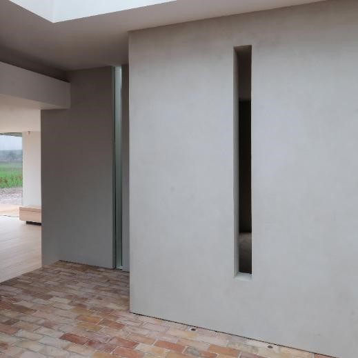 Create frameless glass walls without compromising fire safety