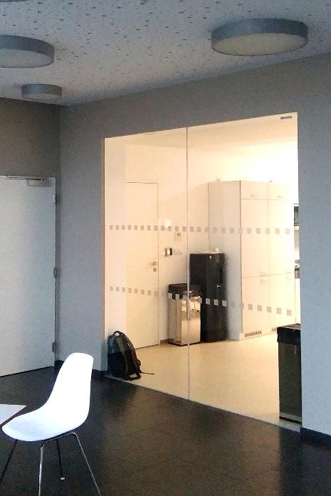 Create frameless glass walls without compromising fire safety