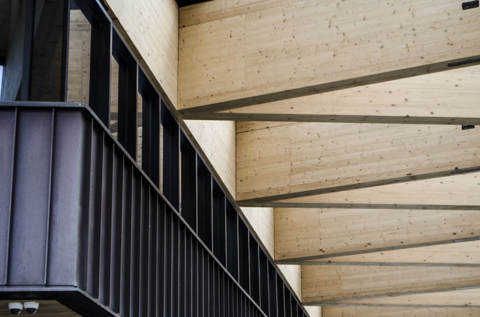 An example of fire protection of load-bearing wooden structure whose elements are protected with fire retardant, a transparent intumescent paint.