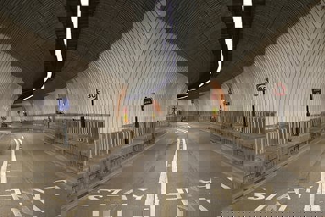 Clyde Tunnel, UK4/5