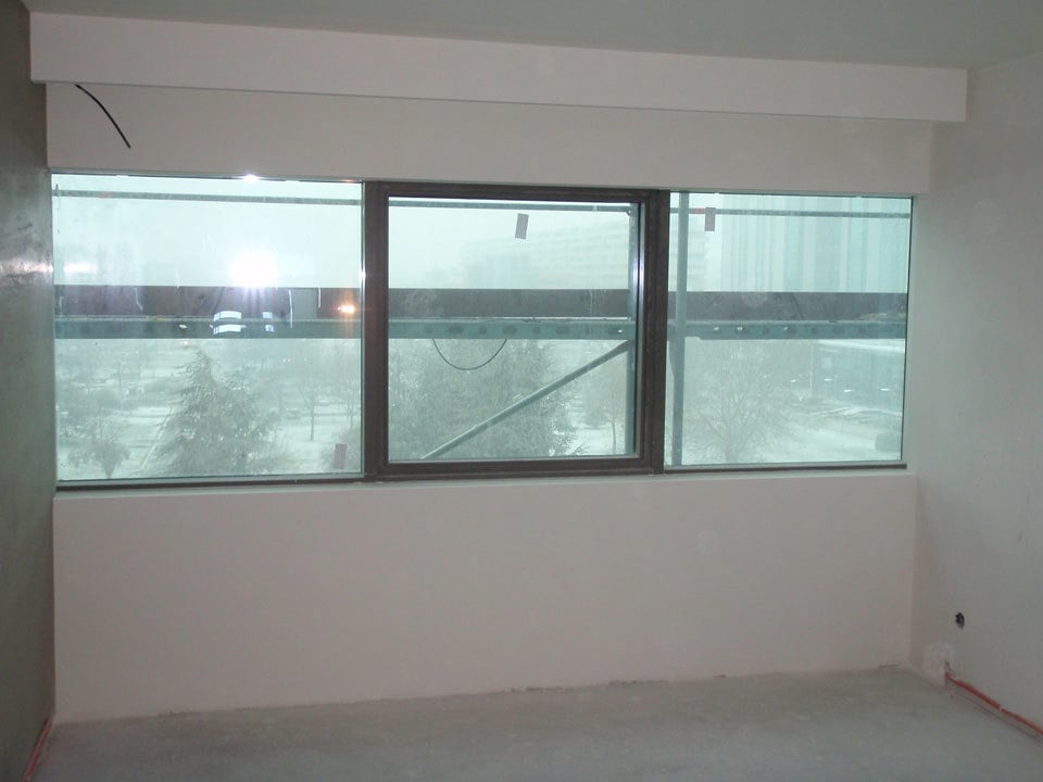 Protipožiarne okno v hoteli Crowne Plaza Belehrad