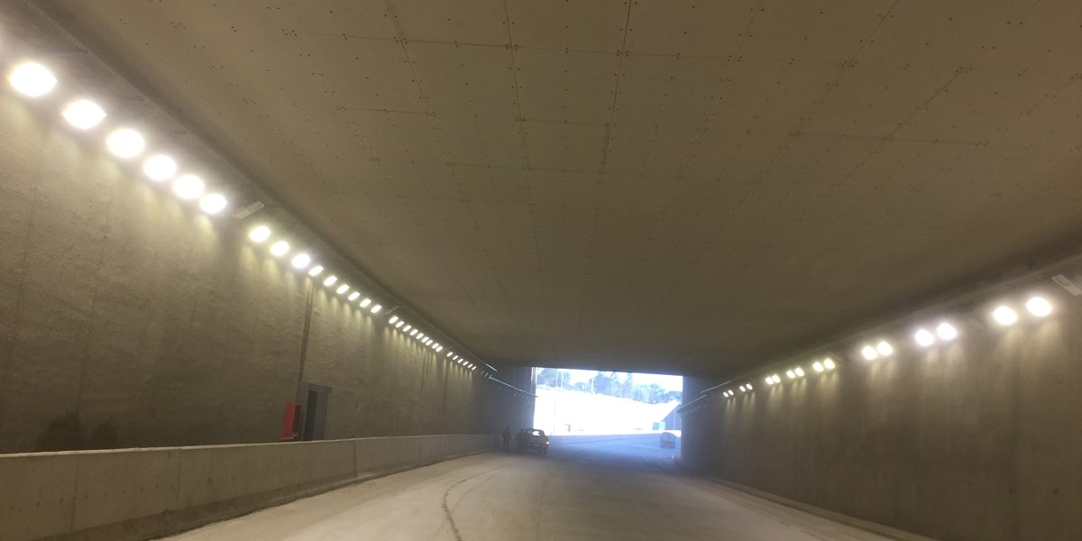 Túnel Mujer Urbana, Córdoba1/2