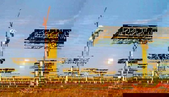 Nuevos conceptos constructivos de tanques de sales para almacenamiento de energía en plantas termosolares