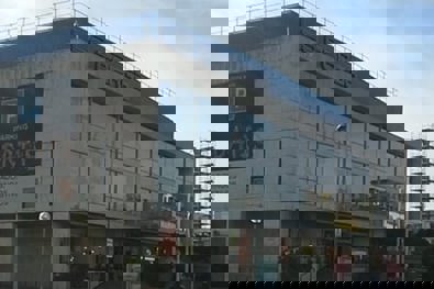Centro Comercial La Farga, Barcelona