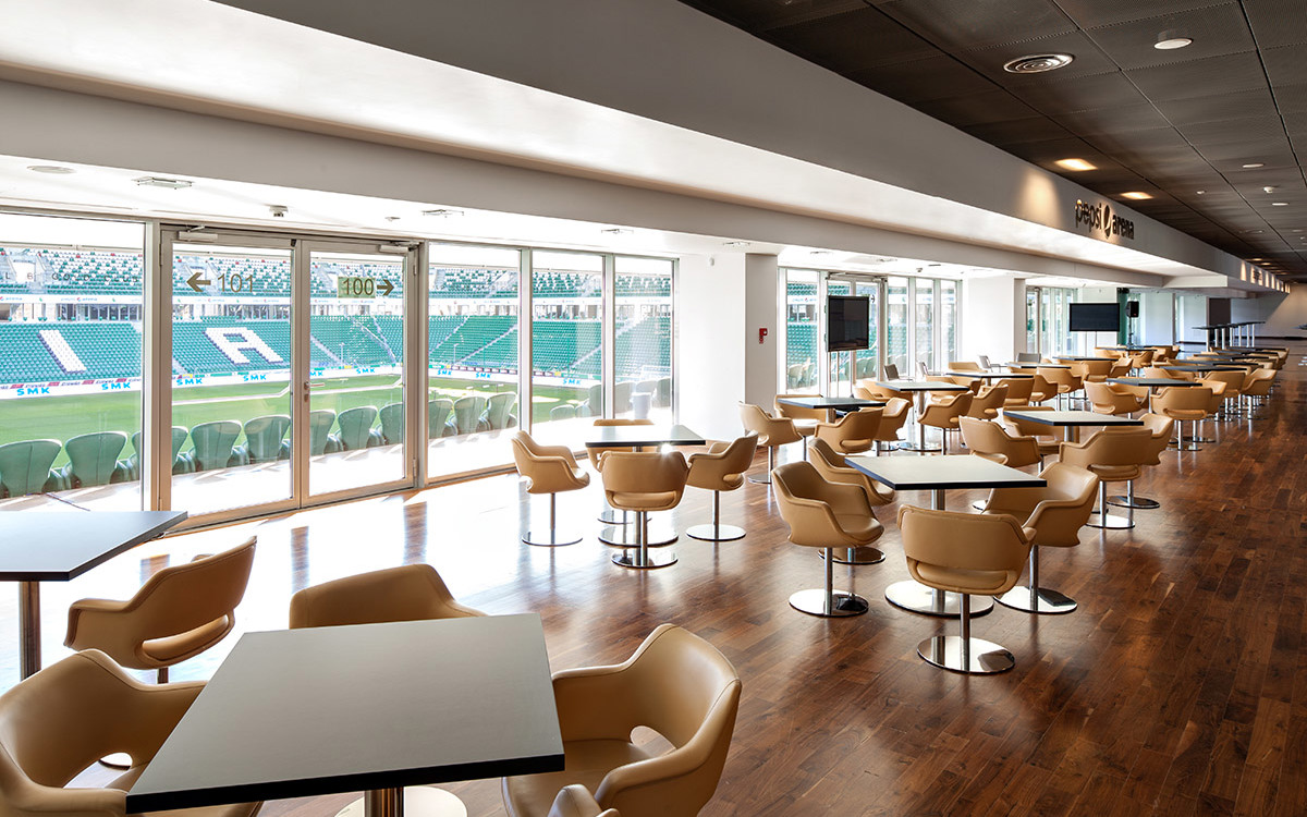 Zdjęcie przedstawia Stadion Miejski Legii w Warszawie – vip room.