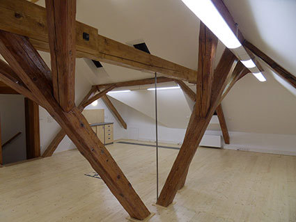 Ochrona przeciwpożarowa konstrukcji drewnianych Promat Promadur