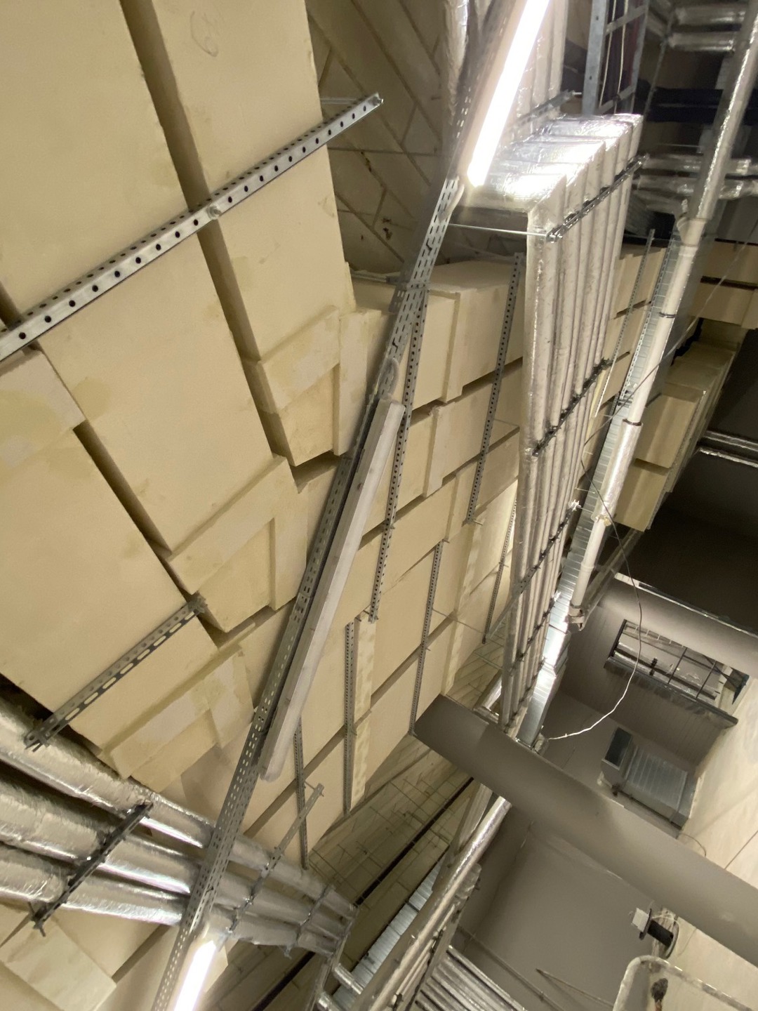 Taupo vietą ir laiką