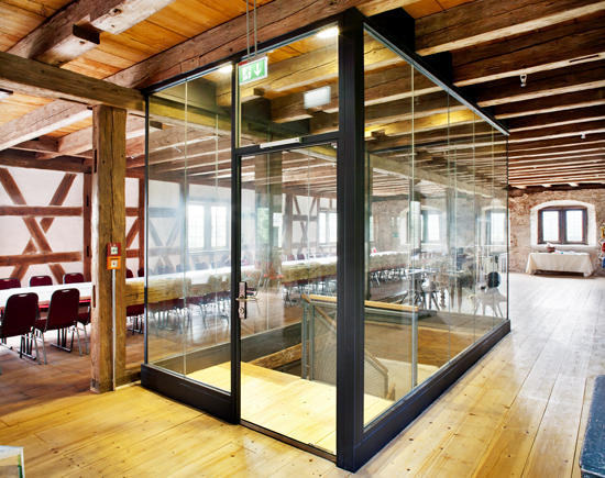 <p>Discover our wide range of <strong>fire rated glass and glazing</strong> systems</p>
<p> </p>